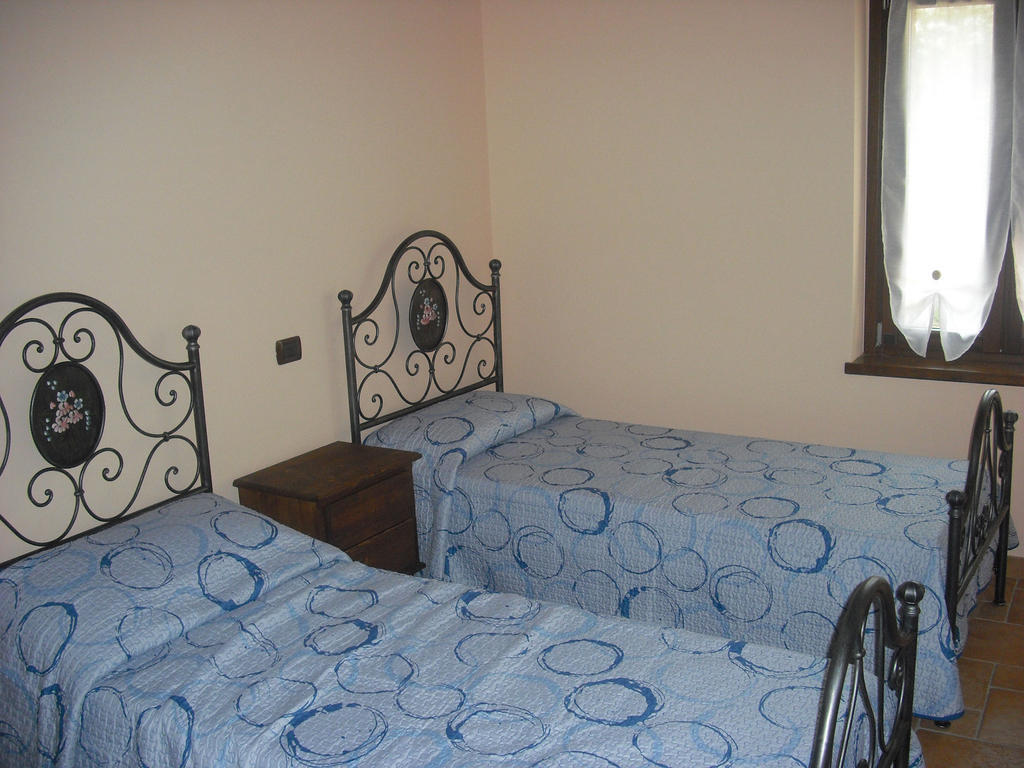 Agriturismo Biologico Villa Rosa Monte Guiduccio Szoba fotó